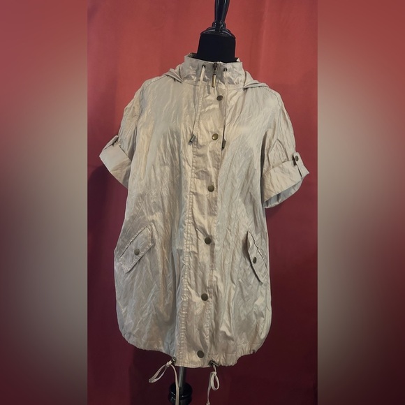 Zenergy By Chico’s Crushed Foil Bubble Jacket Champagne Size 2 - Picture 1 of 6